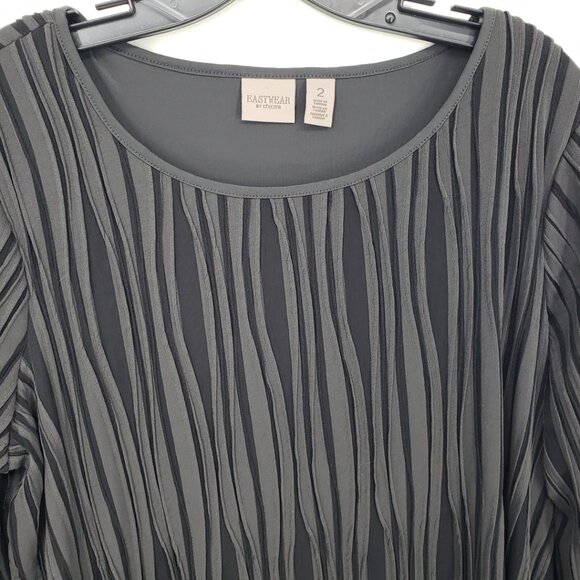 Chico's Easywear Asymmetrical Tunic Top L Abstract Wavy Texture Knit Gray Black - Picture 7 of 9